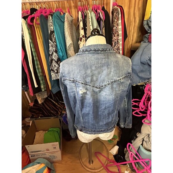 Blank NYC Medium Wash Denim Jacket Studden Jean Collared Sz M‎ Button Down - Picture 7 of 9